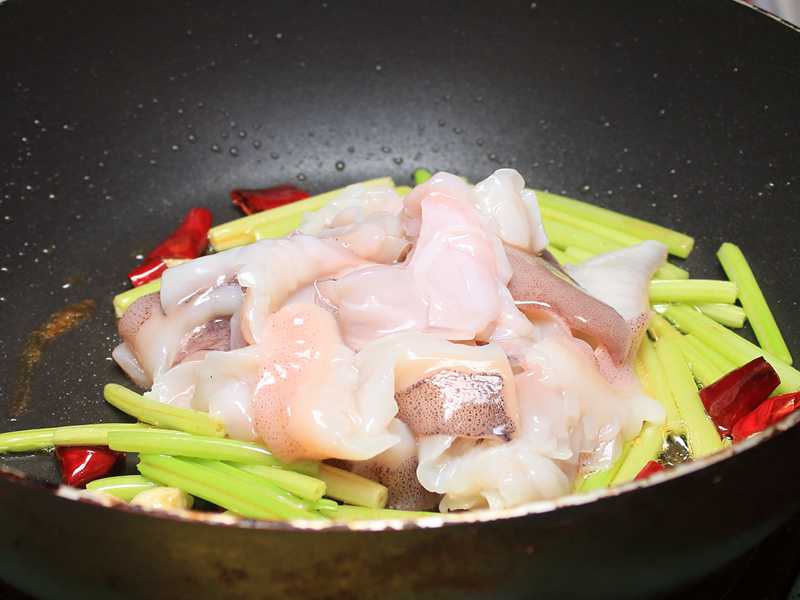 宮保鮮魷 芹菜魷魚 - 熱炒廚房●一次兩道魷魚料理