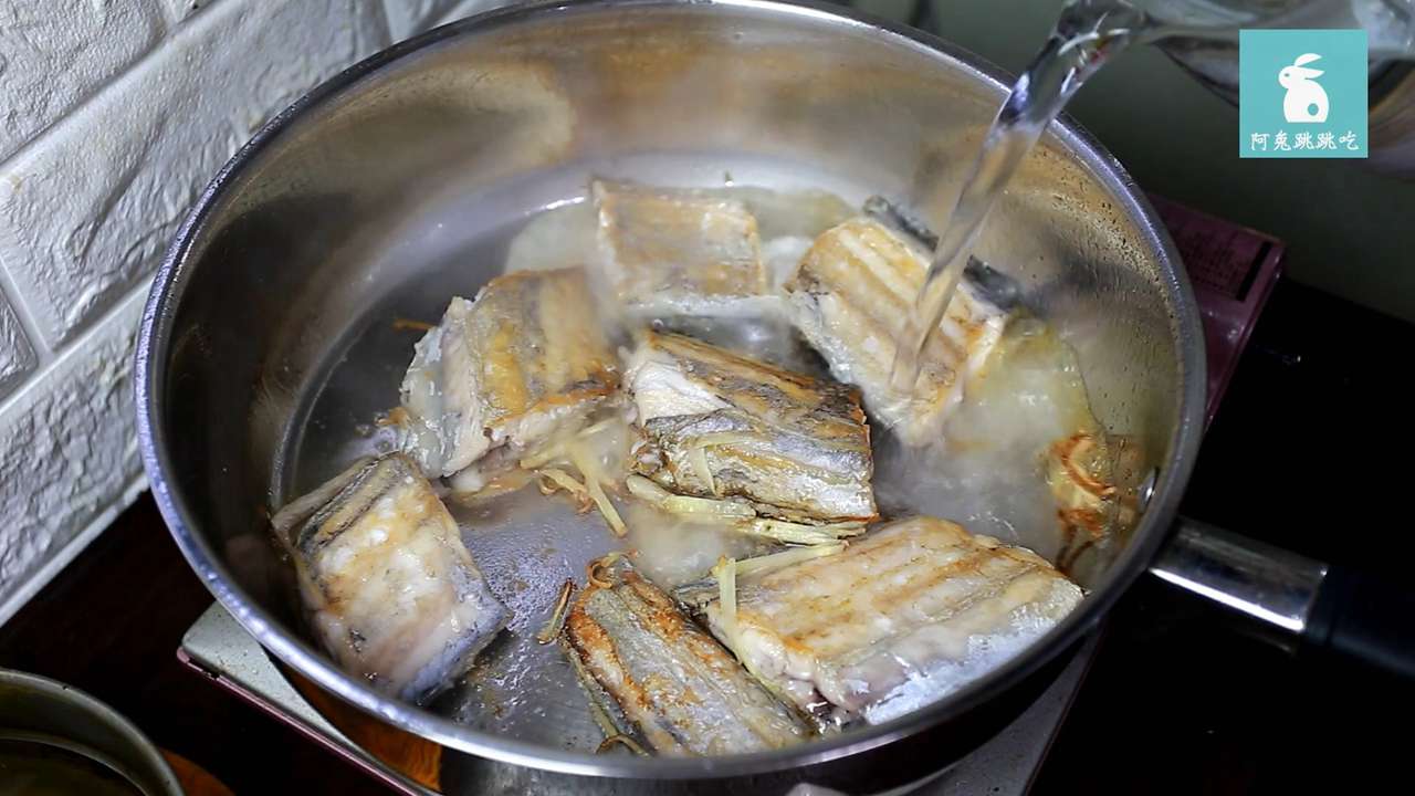白帶魚米粉湯 - 迷人海味在我家 - 姊姊家的魚